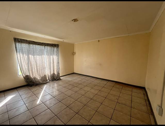 3 BEDROOM HOUSE TO LET IN BRAKPAN NORTH
